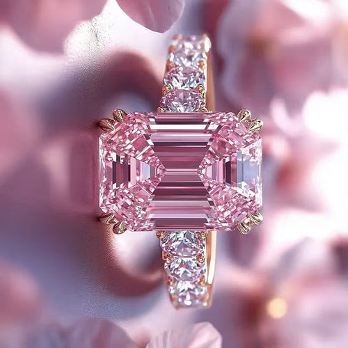 A High-end Luxurious Ring That Exudes Refined Elegance